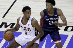 竞猜-埃文·莫布利骑士双塔的简单介绍